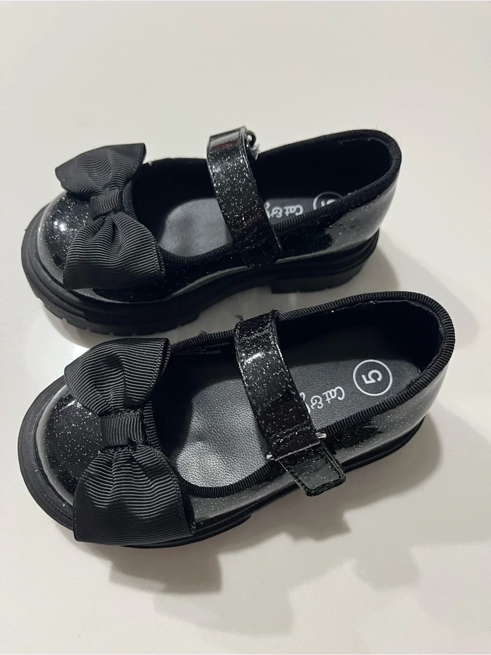 Cat & Jack Black Glitter Mary Jane Shoes with Bow Accent